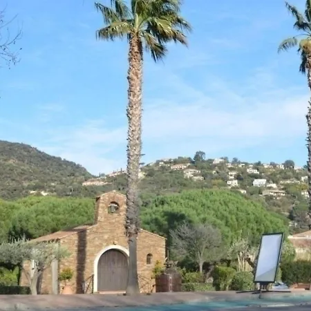 Le Lavandou, 2 Pieces, 4 Personnes - Fr-1-251-267 Apartament